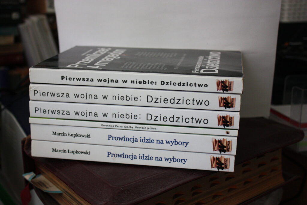 Trzy książki, cztery wydania 